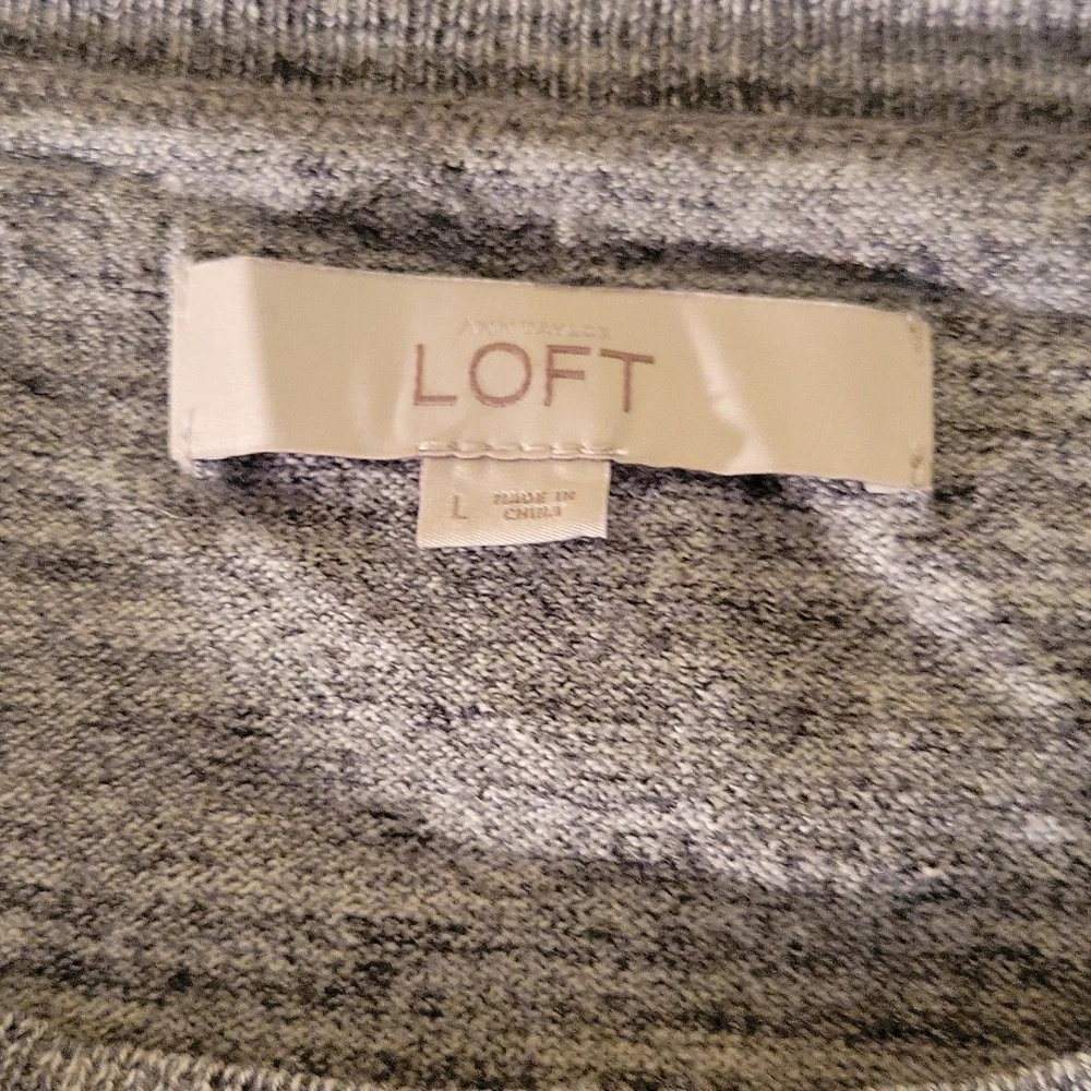 Womens Sweater - Picture 2 of 8